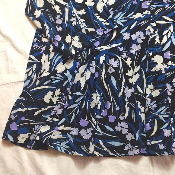 Roz & Ali Black Purple Blue Floral Quarter Sleeve Peplum Blouse Plussize 1X - Picture 6 of 12